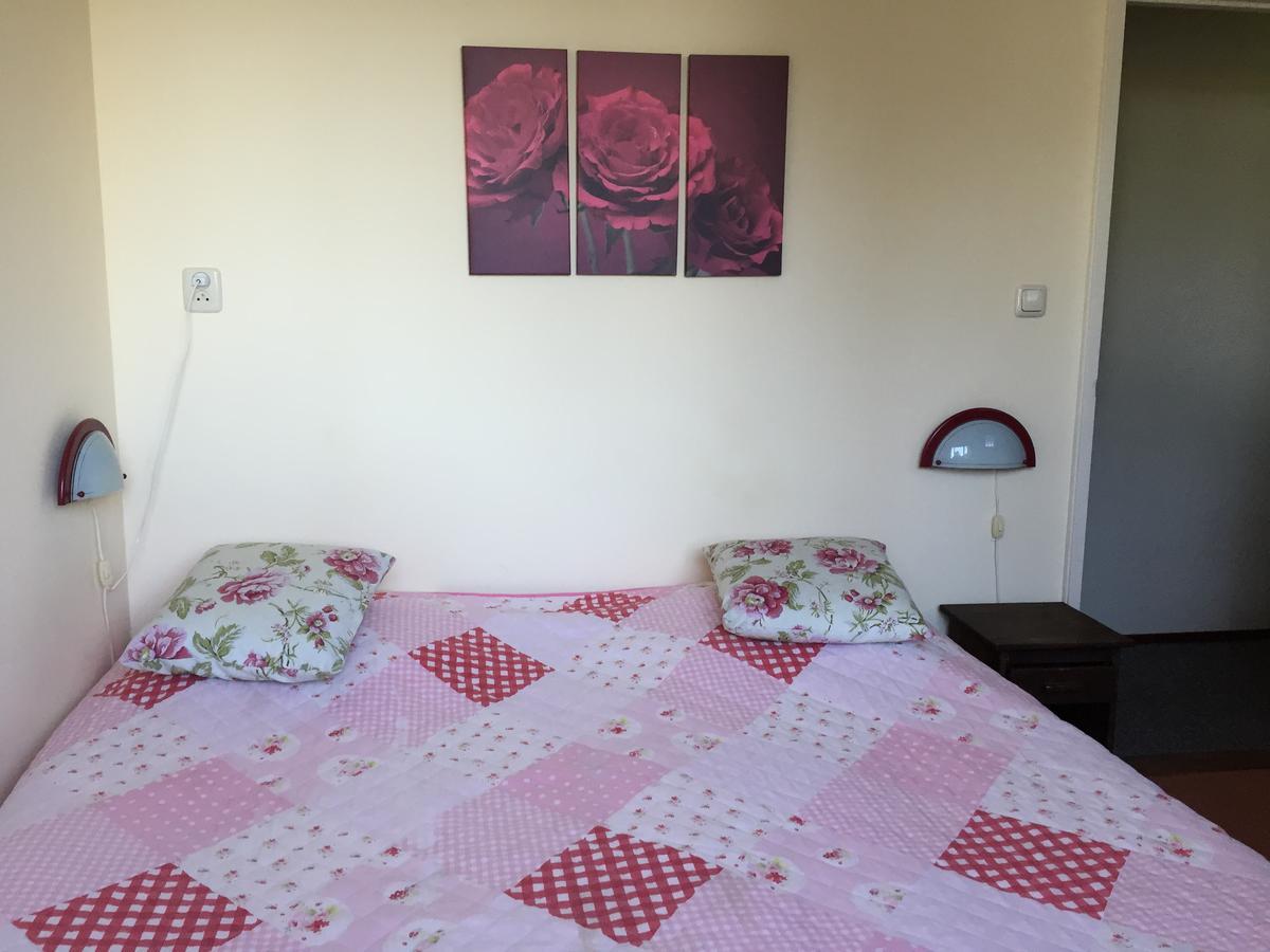 Lucy'S Inn Eesergroen Экстерьер фото